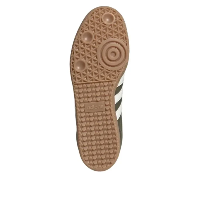 Adidas Samba “Cáqui Médio Escuro/Branco Sujo”