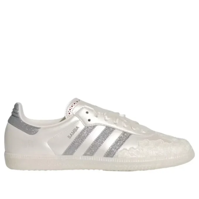 Adidas Samba OG “Branco Giz Prateado Metálico”