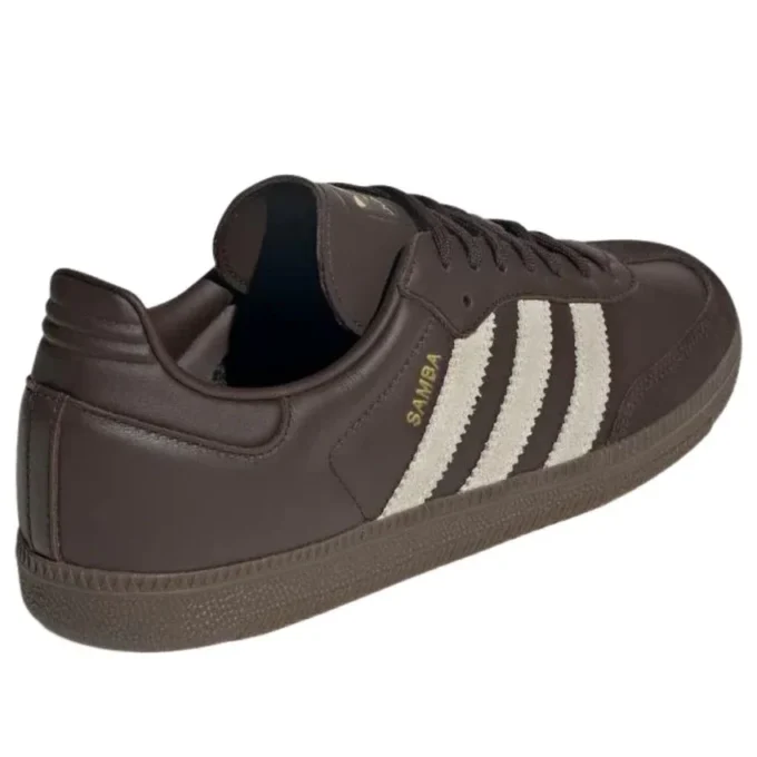 Adidas X Urban Research Samba “Castanho Escuro Gum”